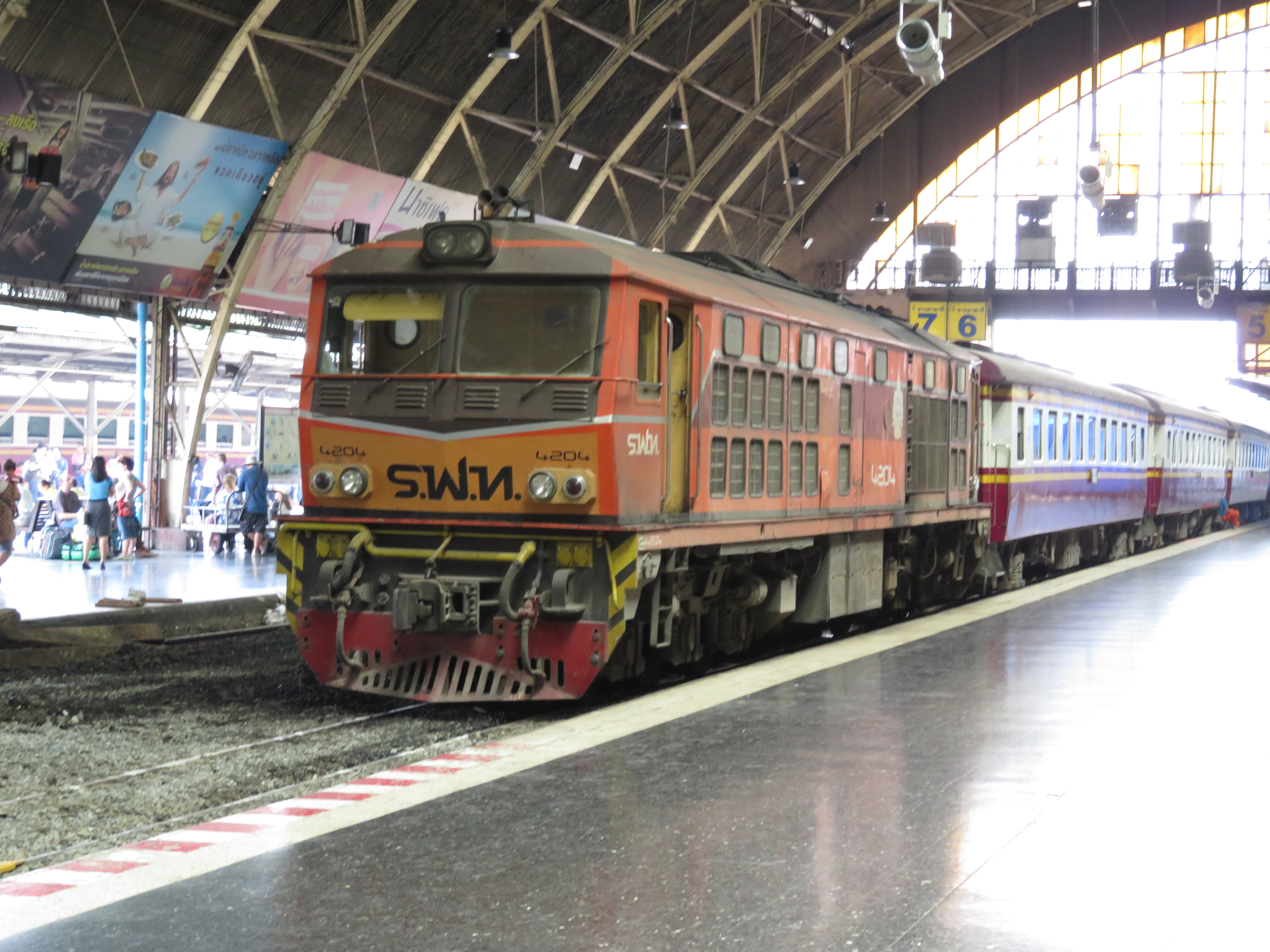 Fernbahn in Bangkok im Hauptbahnhof